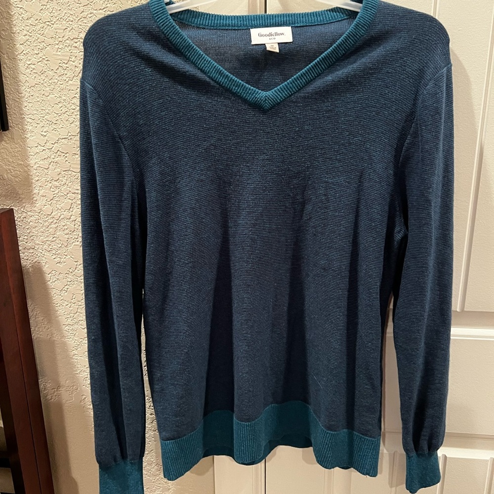 Goodfellow & Co Men’s long-sleeved sweater.